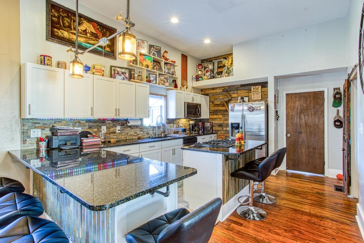Great Location-5 Bd/3 Ba-near Expo/ul/fair/yum/zoo *