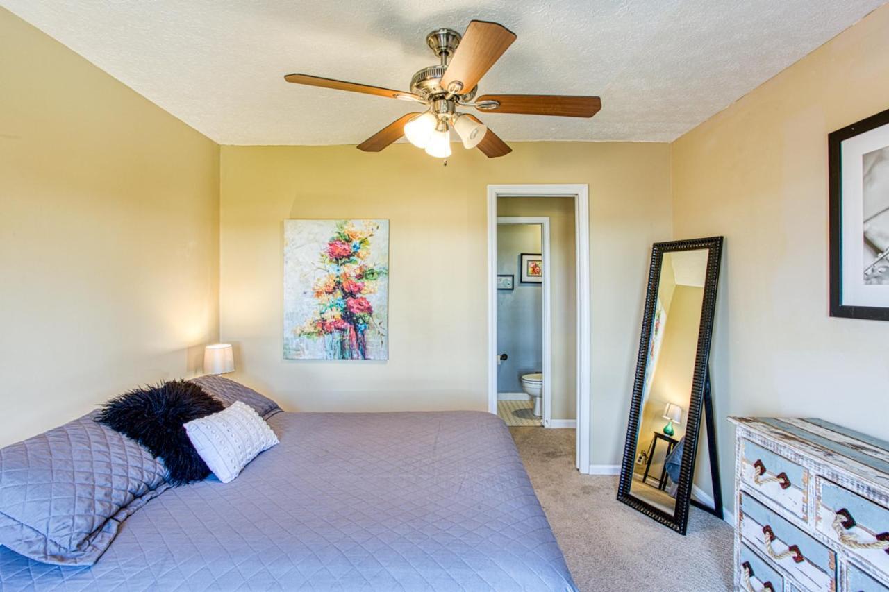 Great Location-5 Bd/3 Ba-near Expo/ul/fair/yum/zoo *