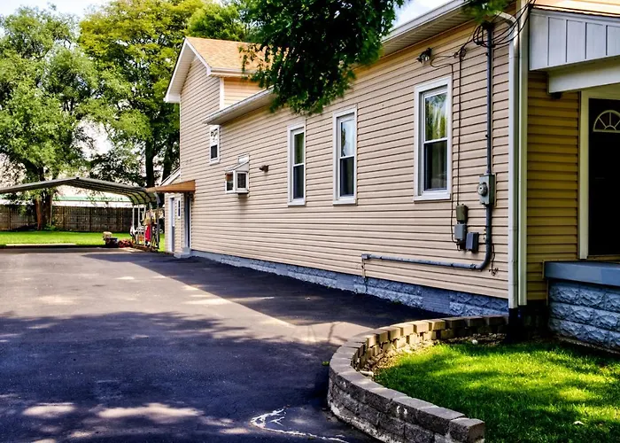 Great Location-5 Bd/3 Ba-Near Expo/Ul/Fair/Yum/Zoo